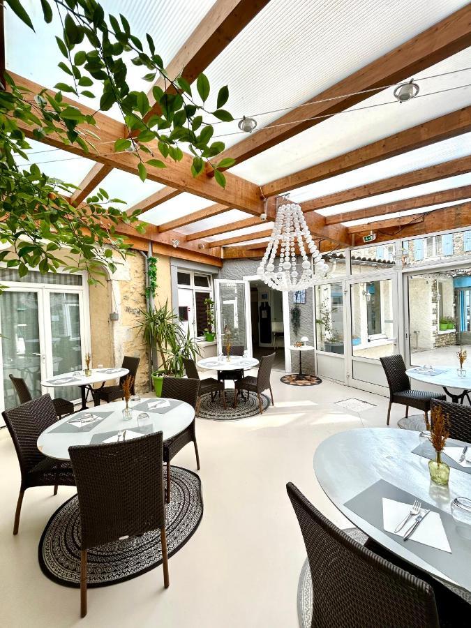 Les Voyageurs Charols Exterior foto