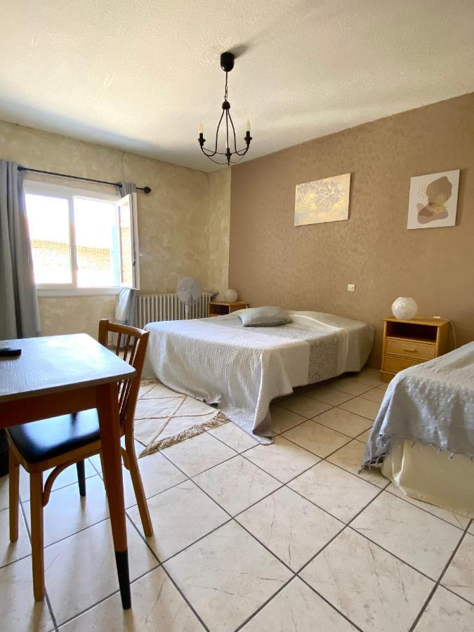 Les Voyageurs Charols Exterior foto